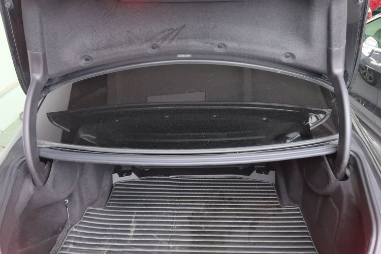 Used Bestune B70 2014 2.0L automatic luxury version Trunk