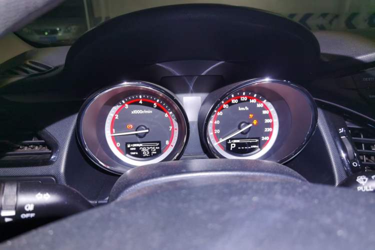 Used Bestune B70 2014 2.0L automatic luxury version Instrument Cluster