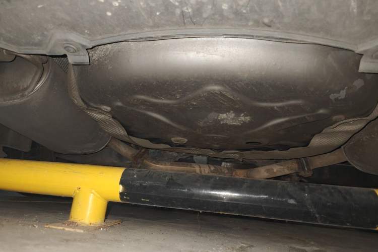 Used Bestune B70 2014 2.0L automatic luxury version Chassis Rear
