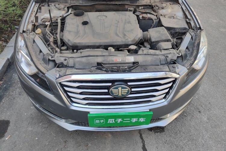 Used Bestune B70 2014 2.0L automatic comfort version Engine Bay