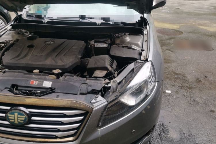 Used Bestune B70 2014 2.0L automatic luxury version Engine Bay Left
