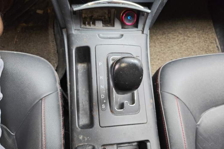 Used Bestune B70 2014 2.0L automatic luxury version Gear Lever