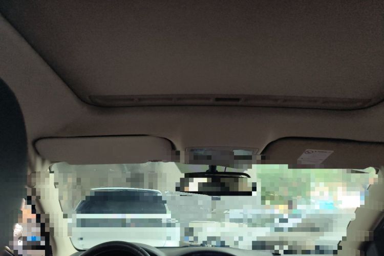 Used Bestune B70 2014 2.0L automatic luxury version Headliner