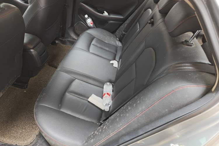 Used Bestune B70 2014 2.0L automatic luxury version Left Rear Seat