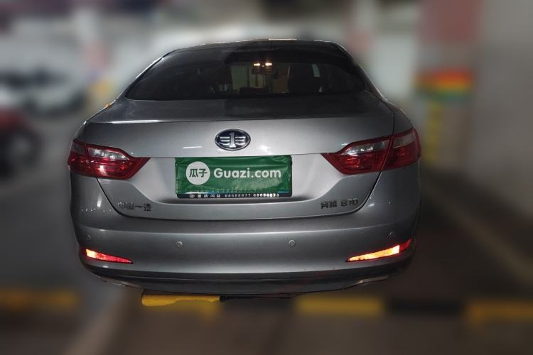 Used Bestune B70 2014 2.0L automatic luxury version Rear