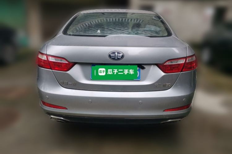 Used Bestune B70 2014 2.0L automatic luxury version Rear