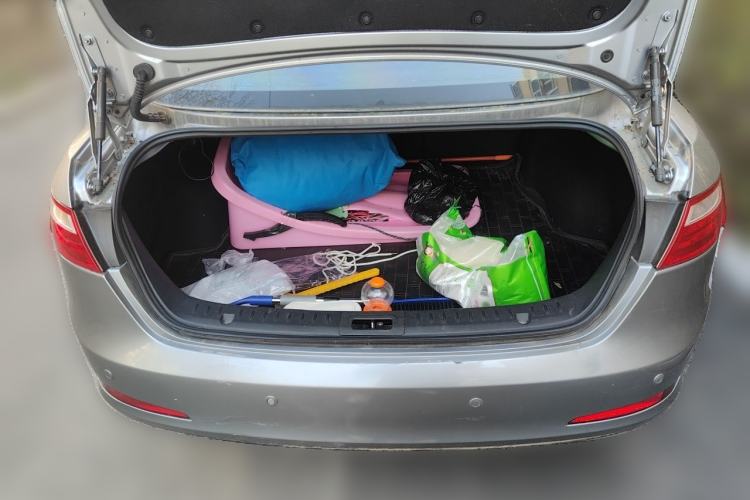 Used Bestune B70 2014 2.0L automatic comfort version Trunk