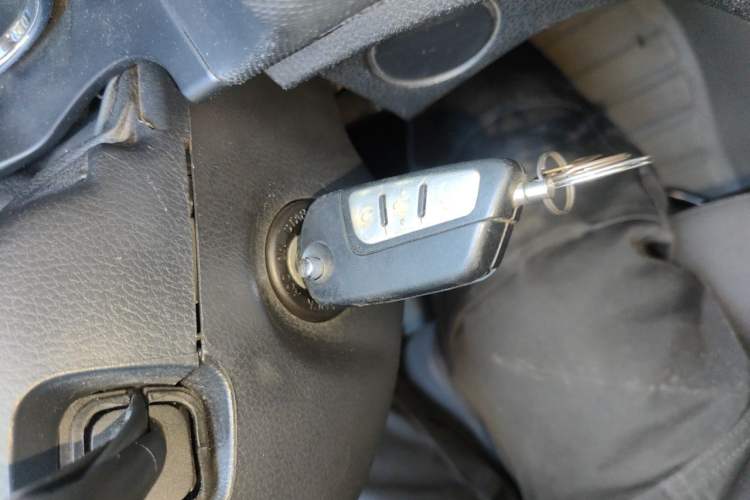 Used Bestune B70 2014 2.0L automatic comfort version Vehicle Key
