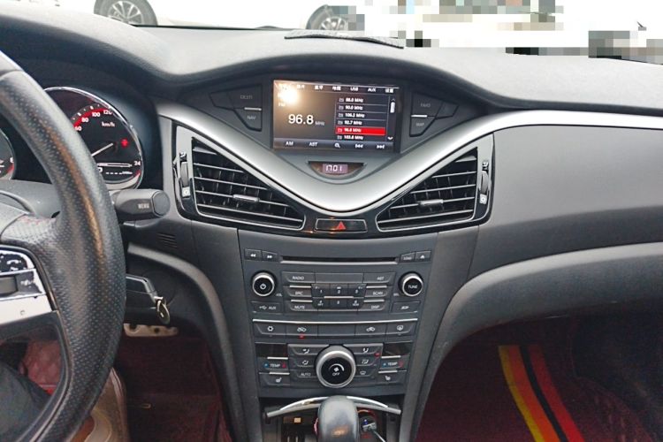 Used Bestune B70 2014 1.8T Automatic Sport Premium Edition Audio And AC Panel