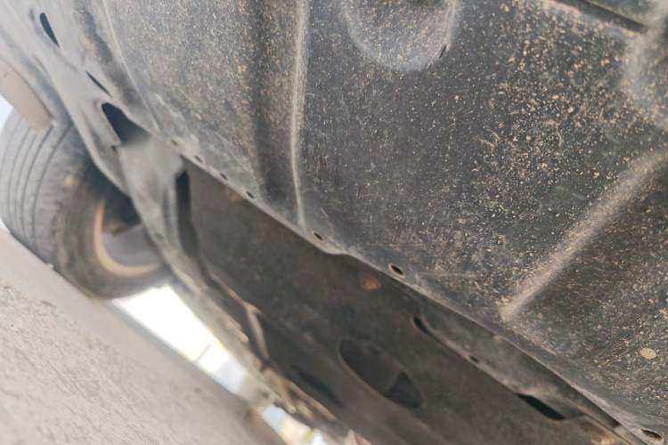 Used Bestune B70 2014 2.0L automatic comfort version Chassis Front
