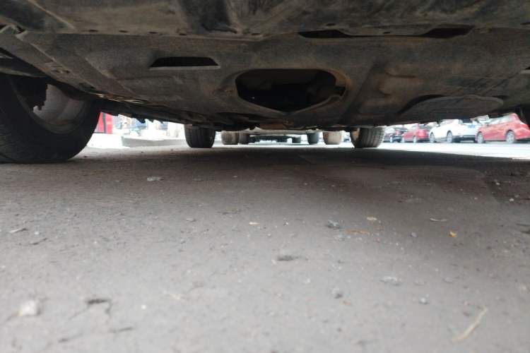 Used Bestune B70 2014 2.0L manual luxury version Chassis Front