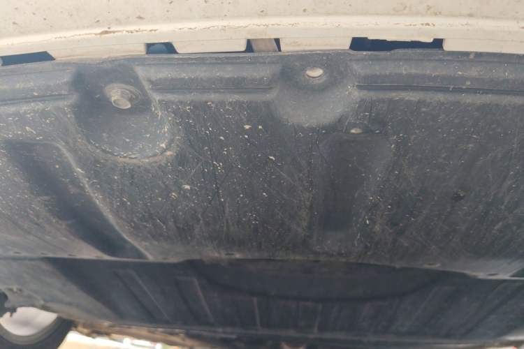 Used Bestune B70 2014 2.0L automatic comfort version Chassis Front
