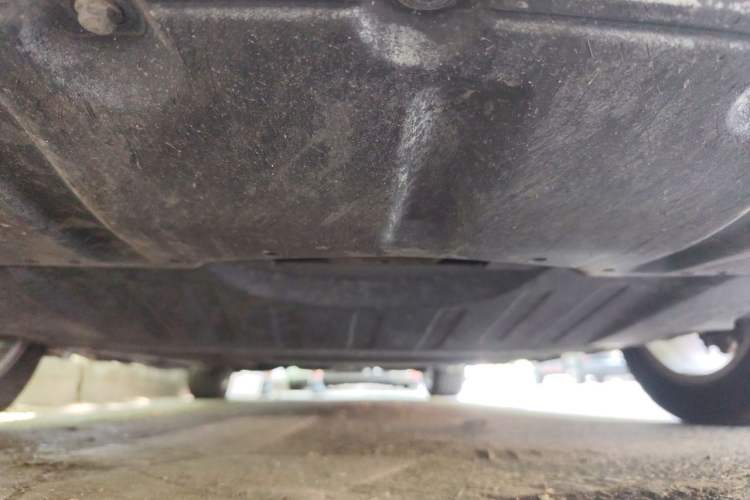 Used Bestune B70 2014 2.0L automatic comfort version Chassis Front