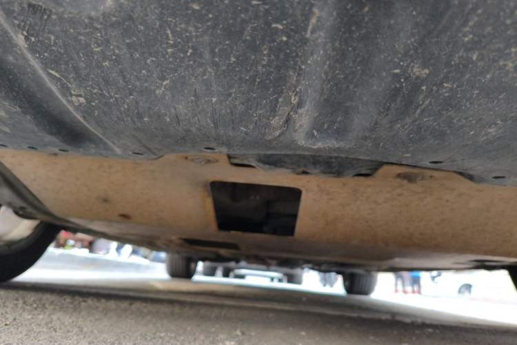 Used Bestune B70 2014 2.0L automatic comfort version Chassis Front