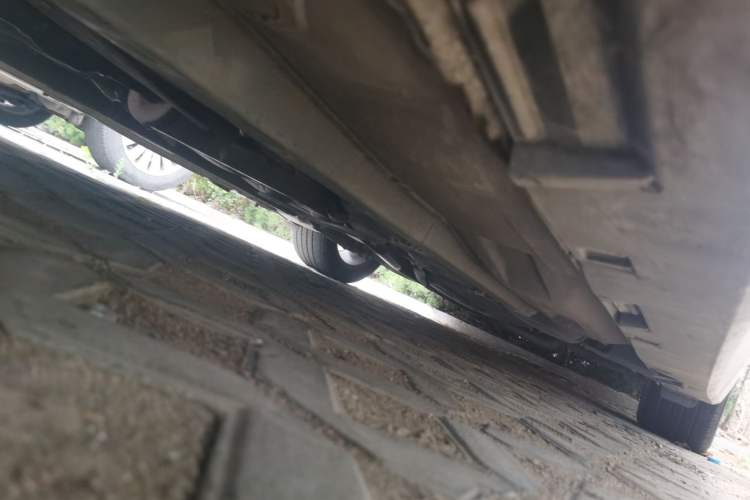Used Bestune B70 2014 2.0L automatic comfort version Chassis Front Left