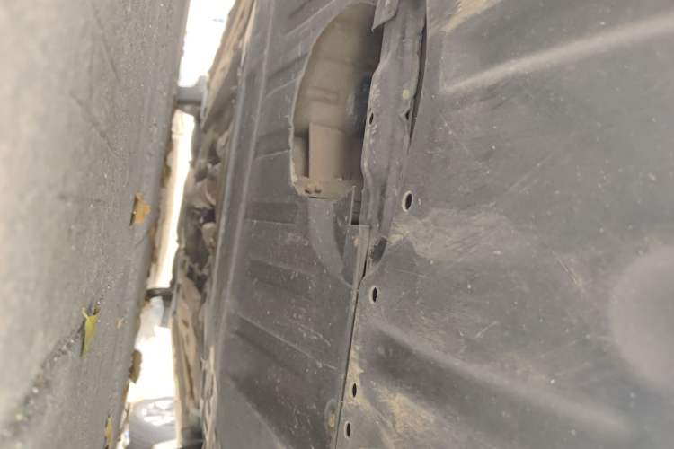 Used Bestune B70 2014 2.0L automatic comfort version Chassis Front