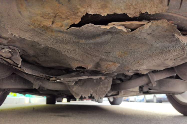 Used Bestune B70 2014 2.0L automatic comfort version Chassis Rear