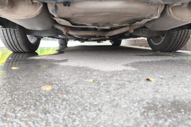 Used Bestune B70 2014 2.0L automatic luxury version Chassis Rear