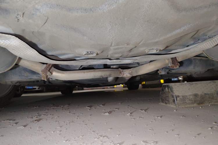 Used Bestune B70 2014 2.0L automatic luxury version Chassis Rear