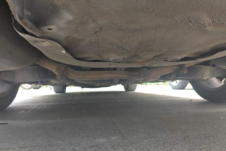 Used Bestune B70 2014 2.0L automatic luxury version Chassis Rear