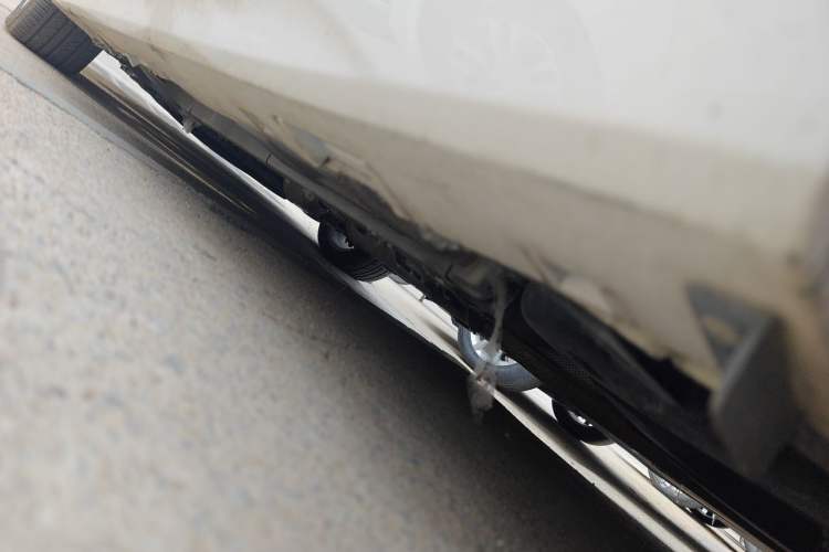 Used Bestune B70 2014 2.0L automatic luxury version Chassis Rear Left