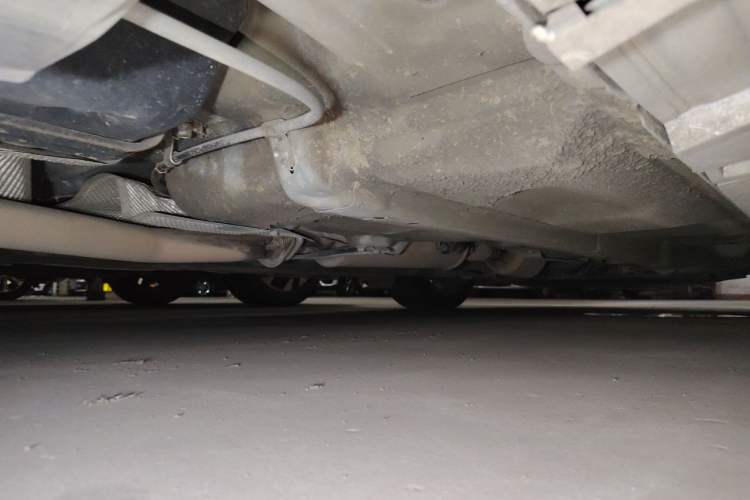 Used Bestune B70 2014 2.0L automatic luxury version Chassis Rear Right