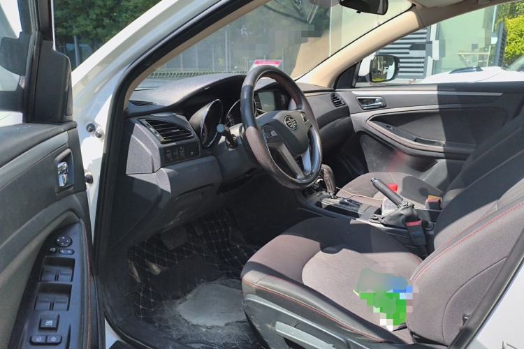 Used Bestune B70 2014 2.0L automatic comfort version Driver Seat