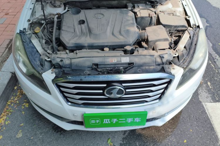 Used Bestune B70 2014 2.0L automatic luxury version Engine Bay