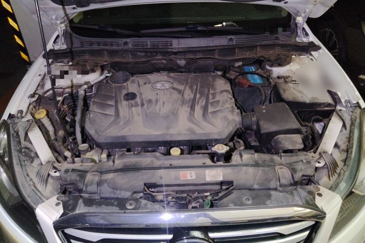 Used Bestune B70 2014 2.0L automatic luxury version Engine Bay