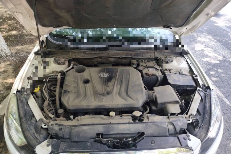 Used Bestune B70 2014 2.0L automatic comfort version Engine Bay