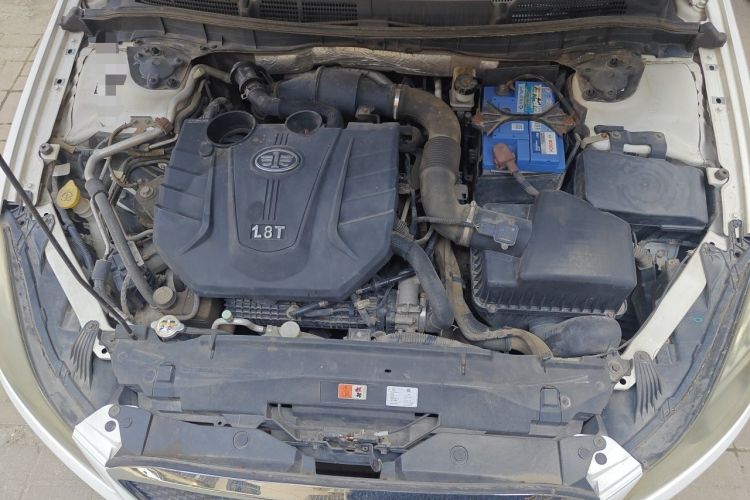 Used Bestune B70 2014 1.8T Automatic Sport Premium Edition Engine Bay
