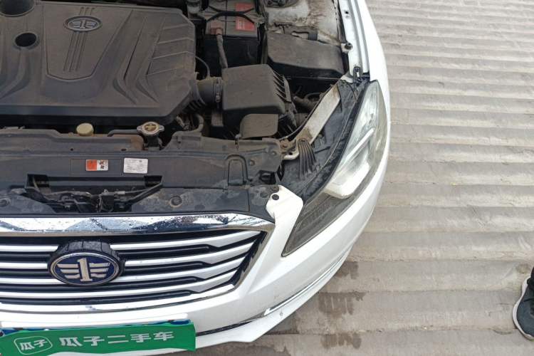 Used Bestune B70 2014 2.0L automatic comfort version Engine Bay Left