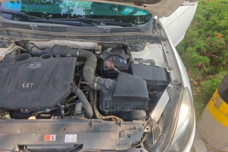 Used Bestune B70 2014 1.8T Automatic Sport Premium Edition Engine Bay Left