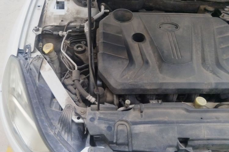 Used Bestune B70 2014 2.0L automatic comfort version Engine Bay Right