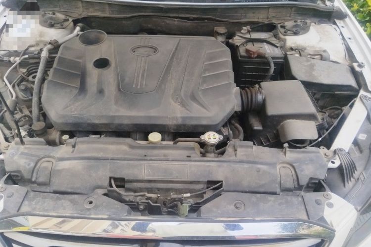 Used Bestune B70 2014 2.0L automatic comfort version Engine Bay