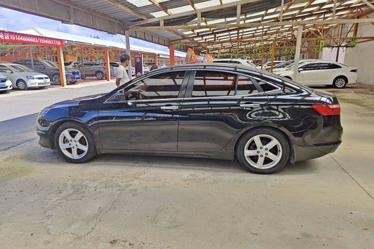 Used Bestune B70 2014 2.0L manual luxury version Exterior 5