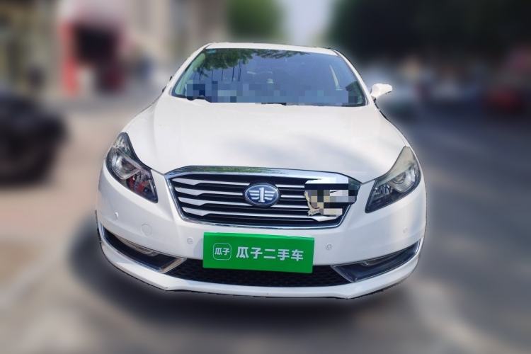 Used Bestune B70 2014 2.0L manual luxury version Front