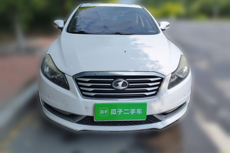 Used Bestune B70 2014 2.0L automatic luxury version Front
