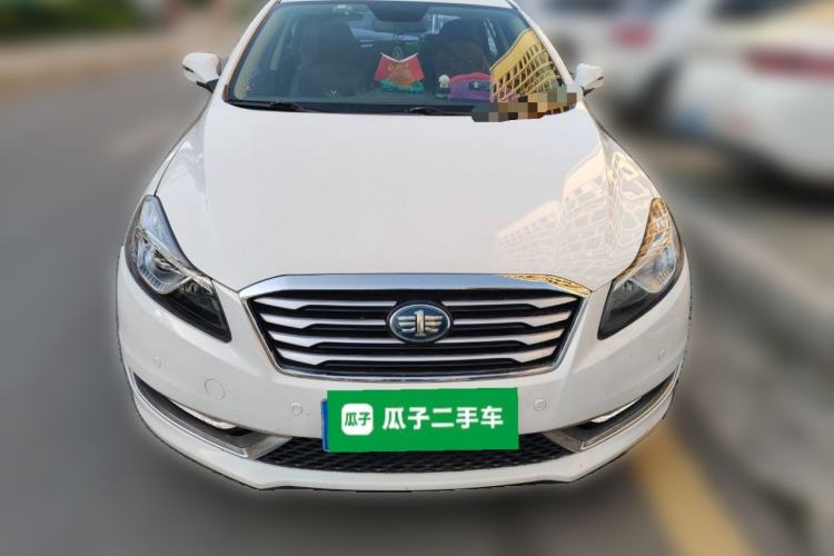 Used Bestune B70 2014 2.0L manual luxury version Front