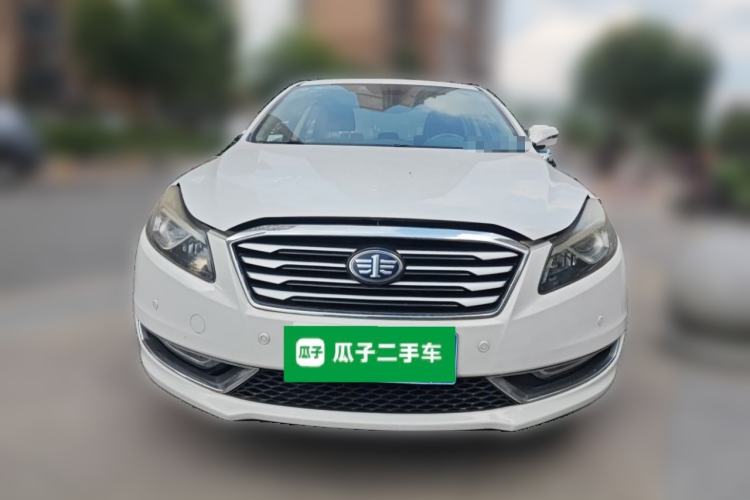 Used Bestune B70 2014 2.0L manual luxury version Front
