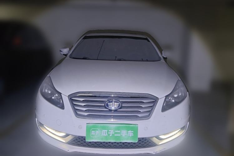 Used Bestune B70 2014 2.0L automatic luxury version Front