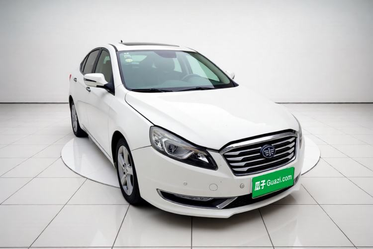 Used Bestune B70 2014 2.0L automatic luxury version Front Right 45 Deg