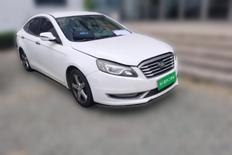Used Bestune B70 2014 2.0L automatic comfort version Front Right 45 Deg