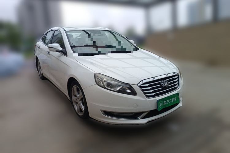 Used Bestune B70 2014 2.0L automatic comfort version Front Right 45 Deg