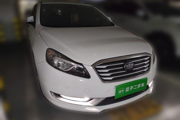 Used Bestune B70 2014 2.0L automatic luxury version Front Right 45 Deg