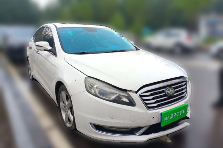 Used Bestune B70 2014 2.0L manual luxury version Front Right 45 Deg