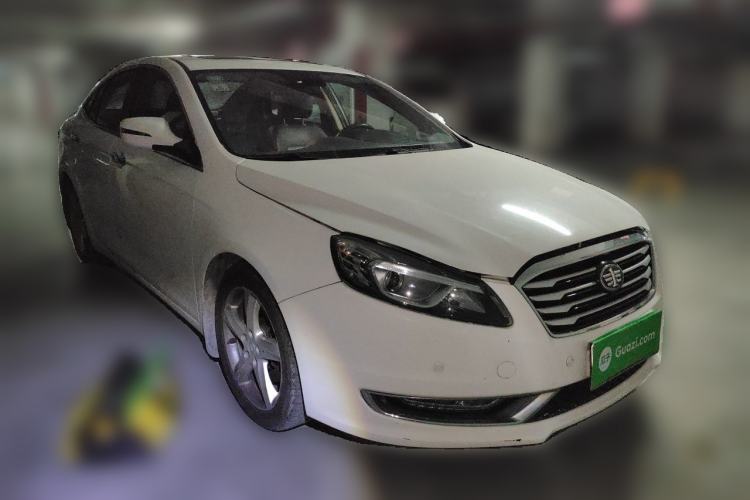 Used Bestune B70 2014 2.0L automatic luxury version Front Right 45 Deg