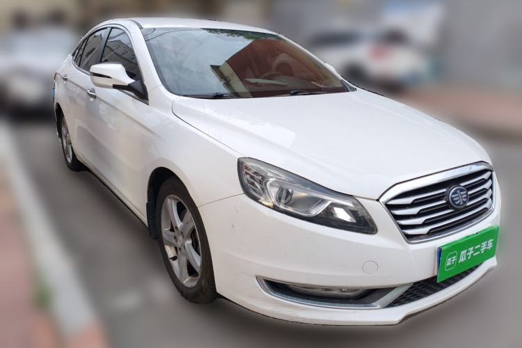 Used Bestune B70 2014 2.0L automatic comfort version Front Right 45 Deg