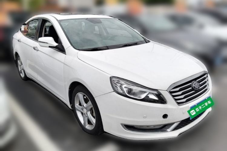 Used Bestune B70 2014 2.0L automatic luxury version Front Right 45 Deg