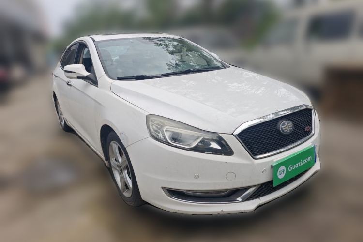 Used Bestune B70 2014 2.0L automatic luxury version Front Right 45 Deg